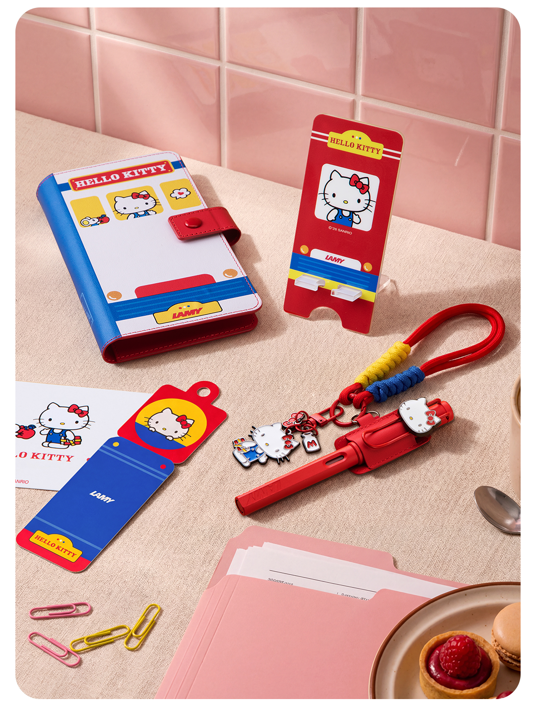 Lamy x Hello Kitty Safari Fountain Pen Set